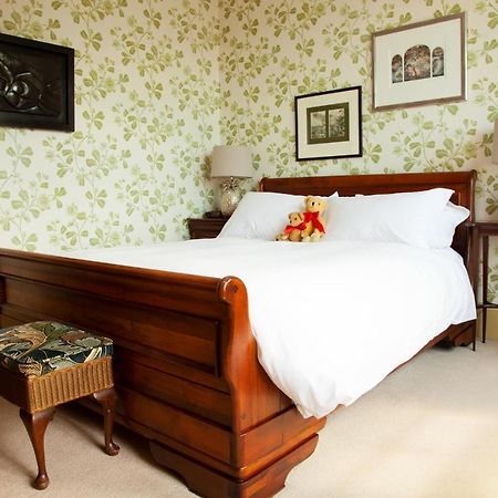 St Katharine'S House Bed & Breakfast Milford Haven Dış mekan fotoğraf